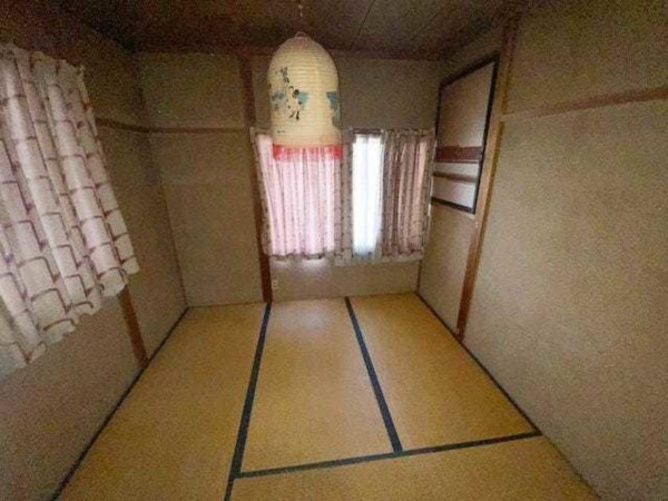 諏訪郡下諏訪町緑町、中古一戸建ての画像です