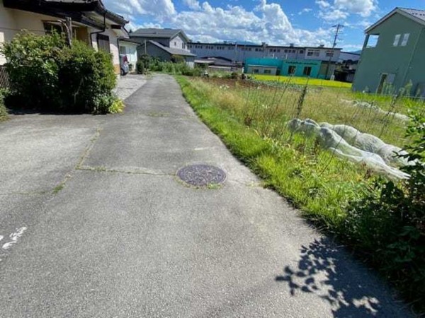 諏訪郡下諏訪町東山田、土地の画像です