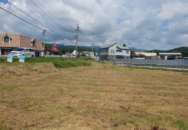 茅野市米沢、土地の画像です