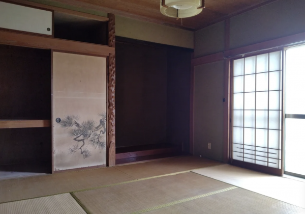 茅野市玉川、中古一戸建ての画像です