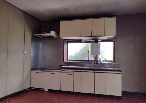 茅野市玉川、中古一戸建ての画像です