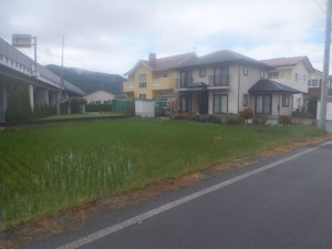 諏訪市、土地の画像です