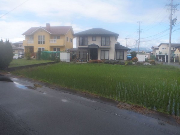 諏訪市、土地の画像です
