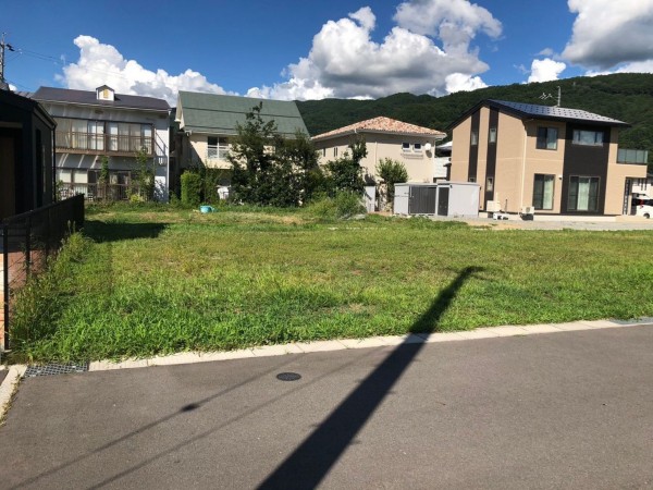 諏訪市城南、土地の画像です