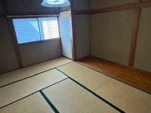 諏訪市、中古一戸建ての画像です