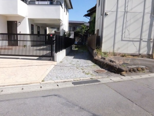 諏訪市湯の脇、土地の画像です