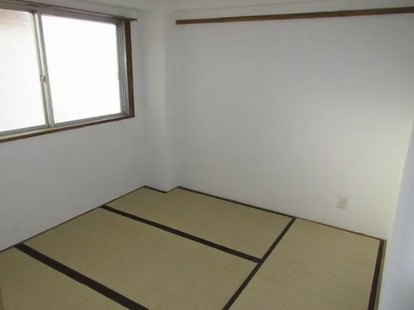 諏訪郡下諏訪町桜町、マンションの画像です