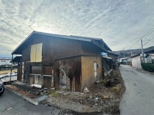 茅野市豊平、中古一戸建ての画像です