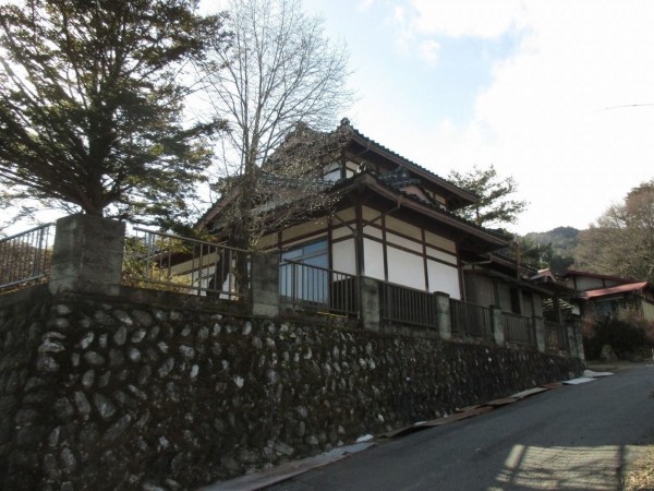 茅野市金沢、中古一戸建ての画像です