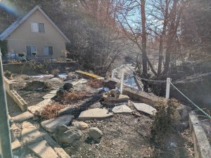 諏訪郡下諏訪町東町中、中古一戸建ての画像です