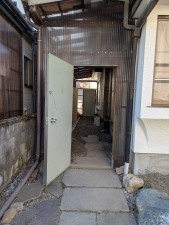 諏訪郡下諏訪町東町中、中古一戸建ての画像です