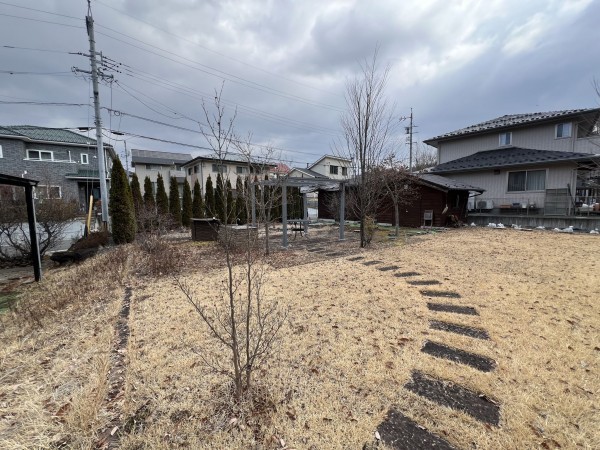 茅野市中大塩、土地の画像です