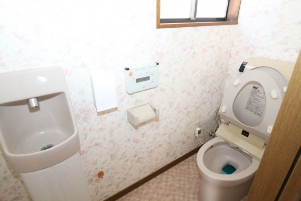 茅野市玉川、中古一戸建ての画像です