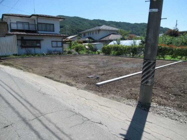 諏訪市、土地の画像です