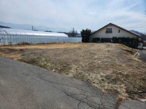 茅野市米沢、土地の画像です