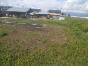 諏訪市、土地の画像です