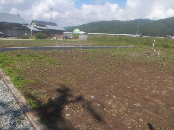 諏訪市、土地の画像です