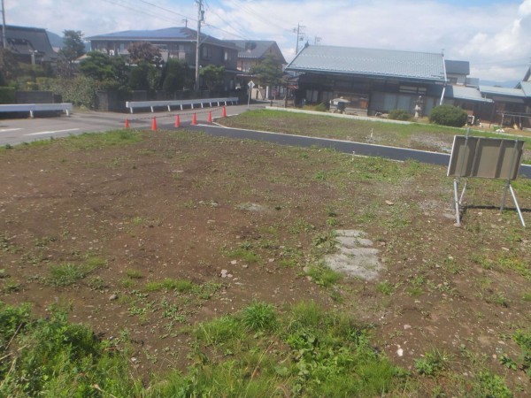 諏訪市、土地の画像です