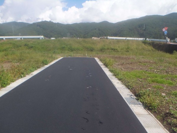 諏訪市、土地の画像です