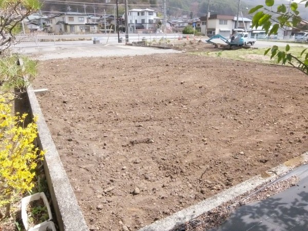 諏訪市、土地の画像です