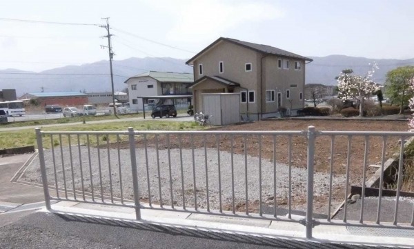 諏訪市、土地の画像です