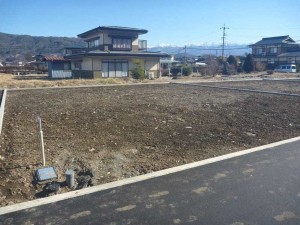 諏訪市、土地の画像です