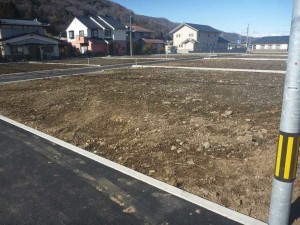 諏訪市、土地の画像です