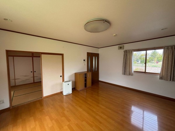 茅野市玉川、中古一戸建ての画像です