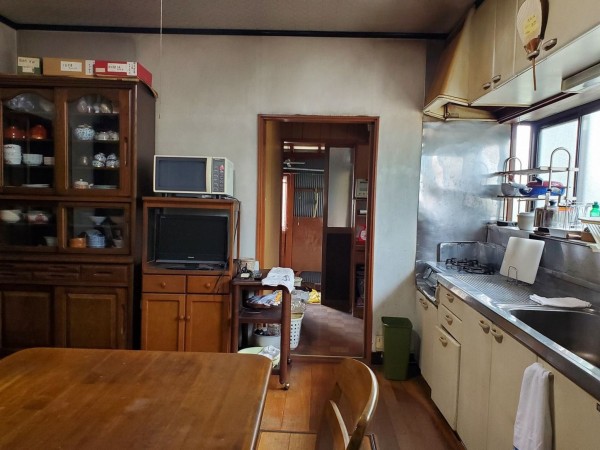 諏訪市、中古一戸建ての画像です