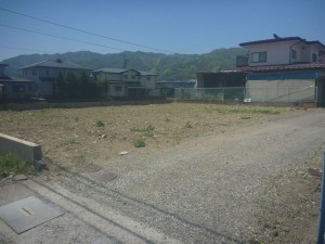 諏訪市、土地の画像です