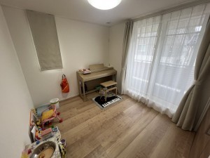 茅野市玉川、中古一戸建ての子ども部屋画像です