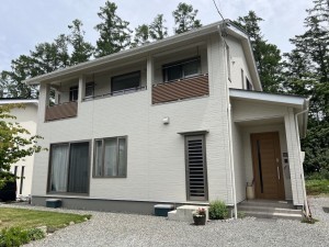 茅野市玉川、中古一戸建ての外観画像です