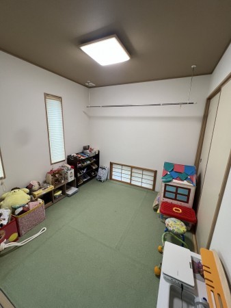 茅野市玉川、中古一戸建ての居間画像です