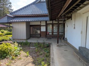 諏訪郡下諏訪町東山田、中古一戸建ての画像です