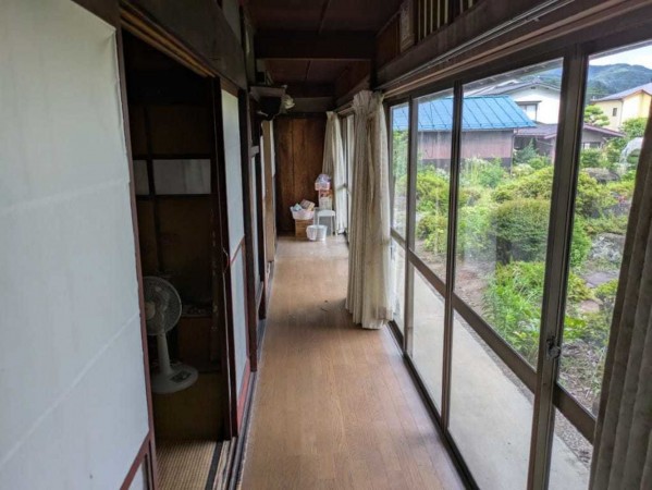 諏訪郡下諏訪町東山田、中古一戸建ての画像です