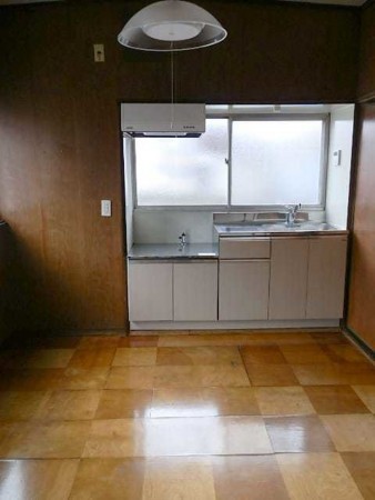 諏訪市大手、中古一戸建ての画像です