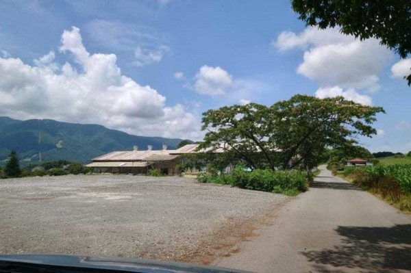 諏訪郡富士見町富士見、土地の画像です