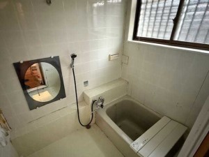 諏訪郡下諏訪町曙町、中古一戸建ての画像です