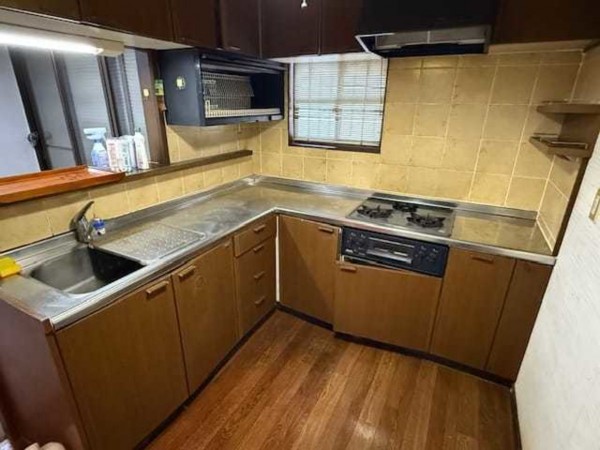 諏訪郡下諏訪町曙町、中古一戸建ての画像です