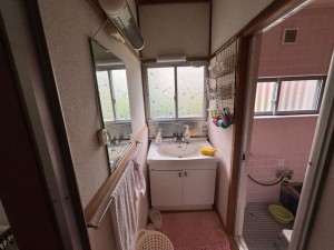 諏訪市湯の脇、中古一戸建ての画像です