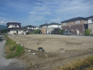諏訪市、土地の画像です