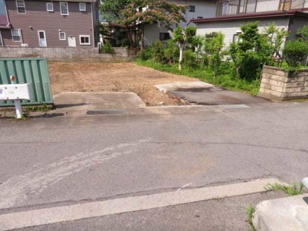 諏訪市、土地の画像です