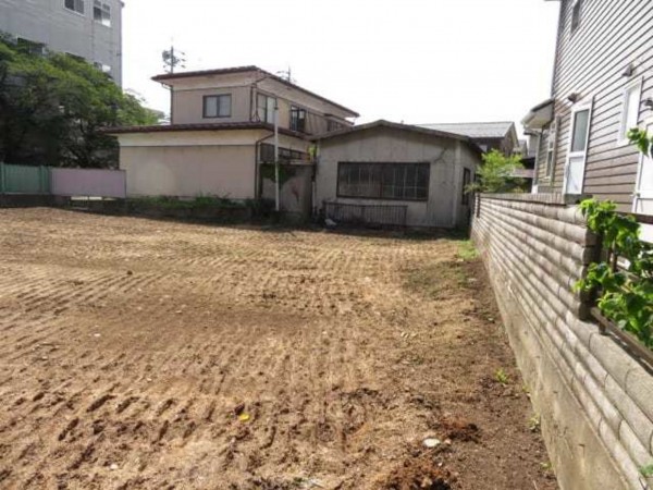 諏訪市、土地の画像です