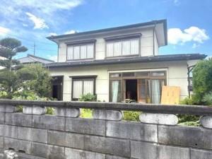 諏訪市、中古一戸建ての画像です