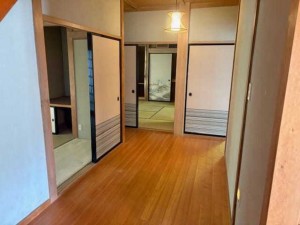 諏訪市、中古一戸建ての画像です
