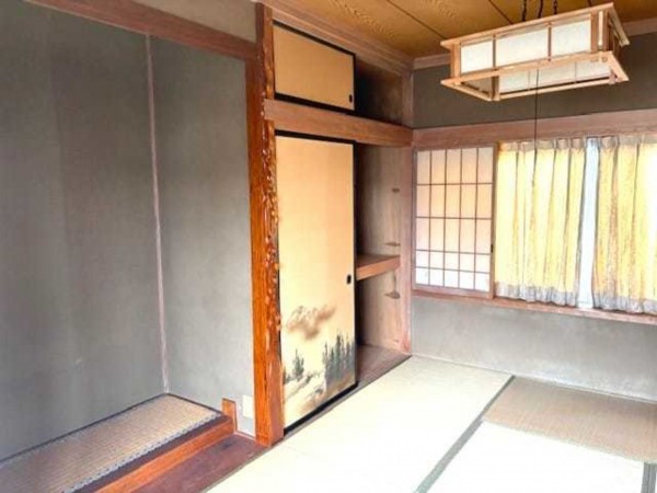 諏訪市、中古一戸建ての画像です