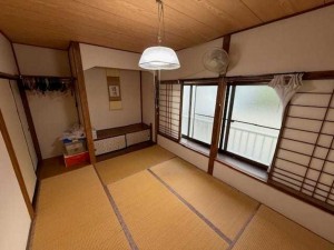 諏訪市諏訪、中古一戸建ての画像です