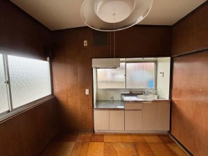 諏訪市大手、中古一戸建ての画像です