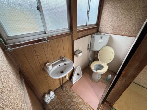 諏訪市大手、中古一戸建ての画像です