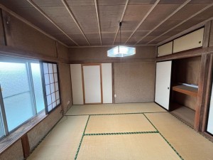 諏訪市大手、中古一戸建ての画像です